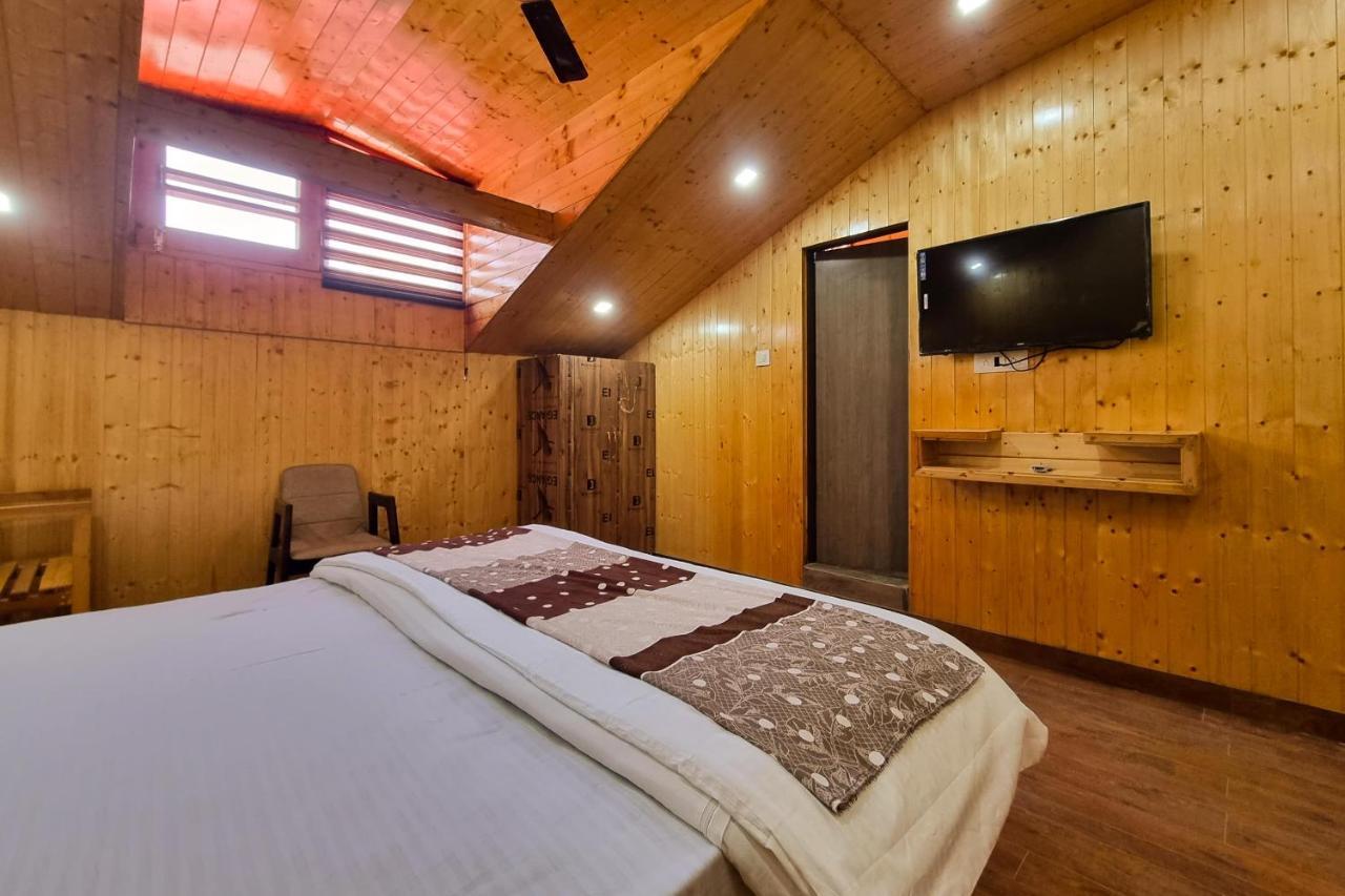 Hotel White Cloud Banikhet Ngoại thất bức ảnh